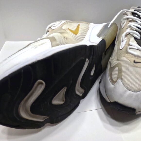 NIKE AIR MAX ATHLETIC SNEAKER SHOE MEN SIZE 13   WHITE & TAN COLOR - Picture 4 of 9